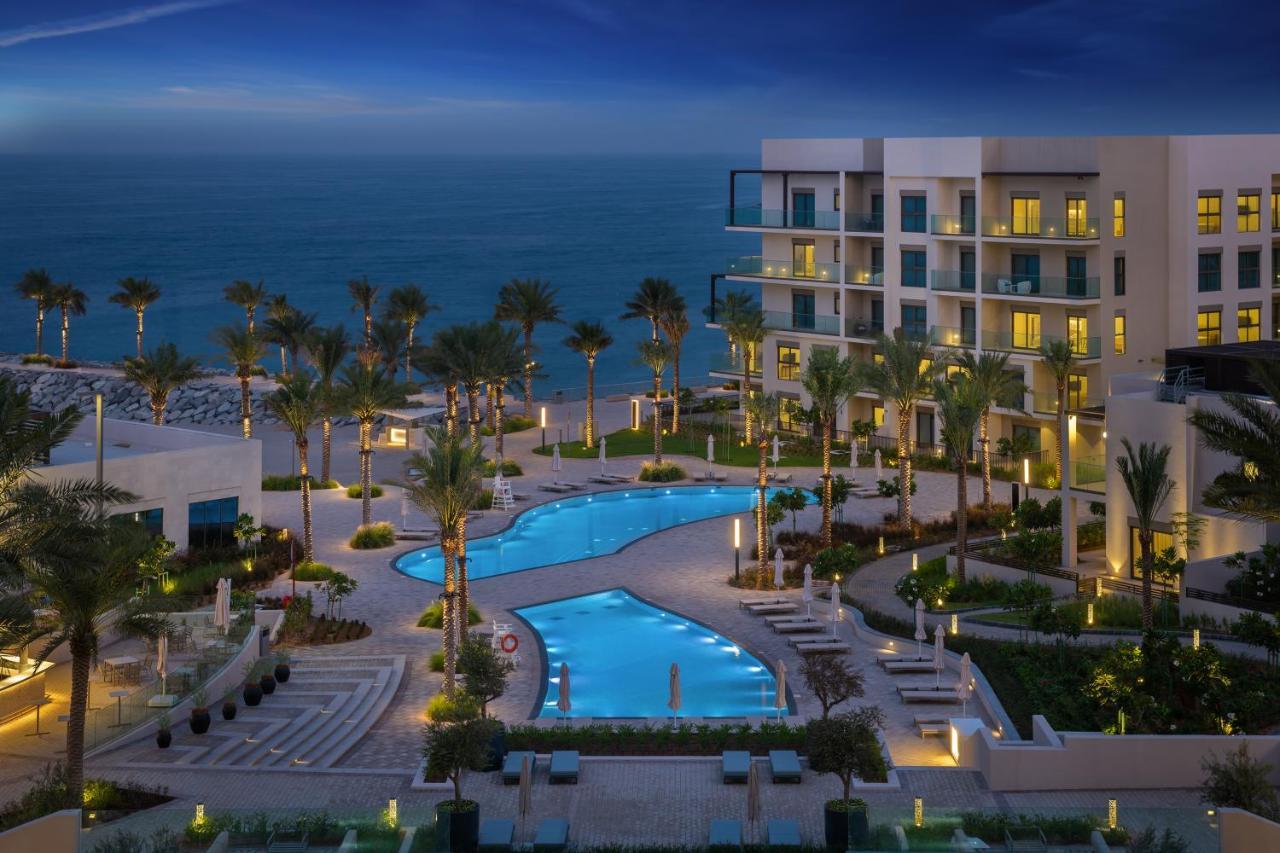 Address Beach Resort Fujairah Al Aqah Exterior foto The Cove Rotana Resort