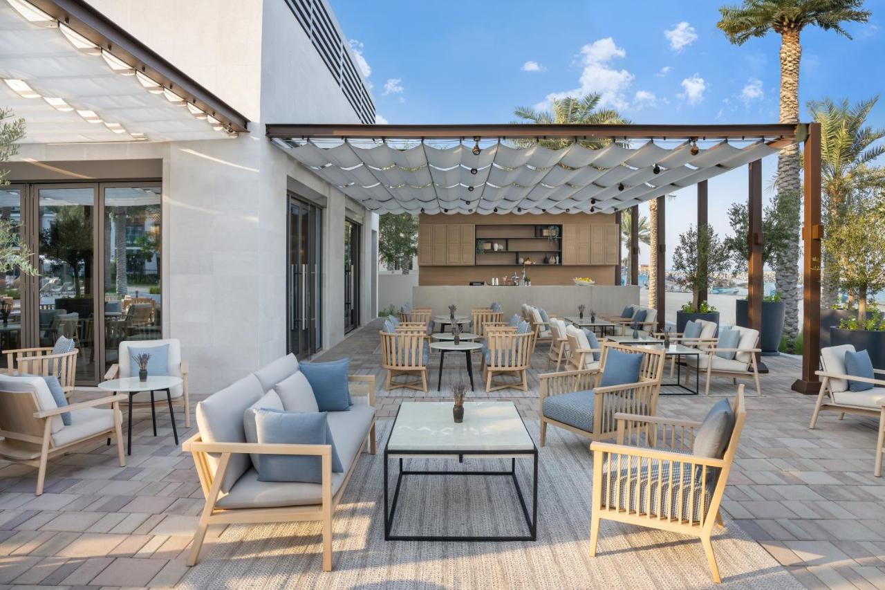 Address Beach Resort Fujairah Al Aqah Exterior foto The Sky Bar
